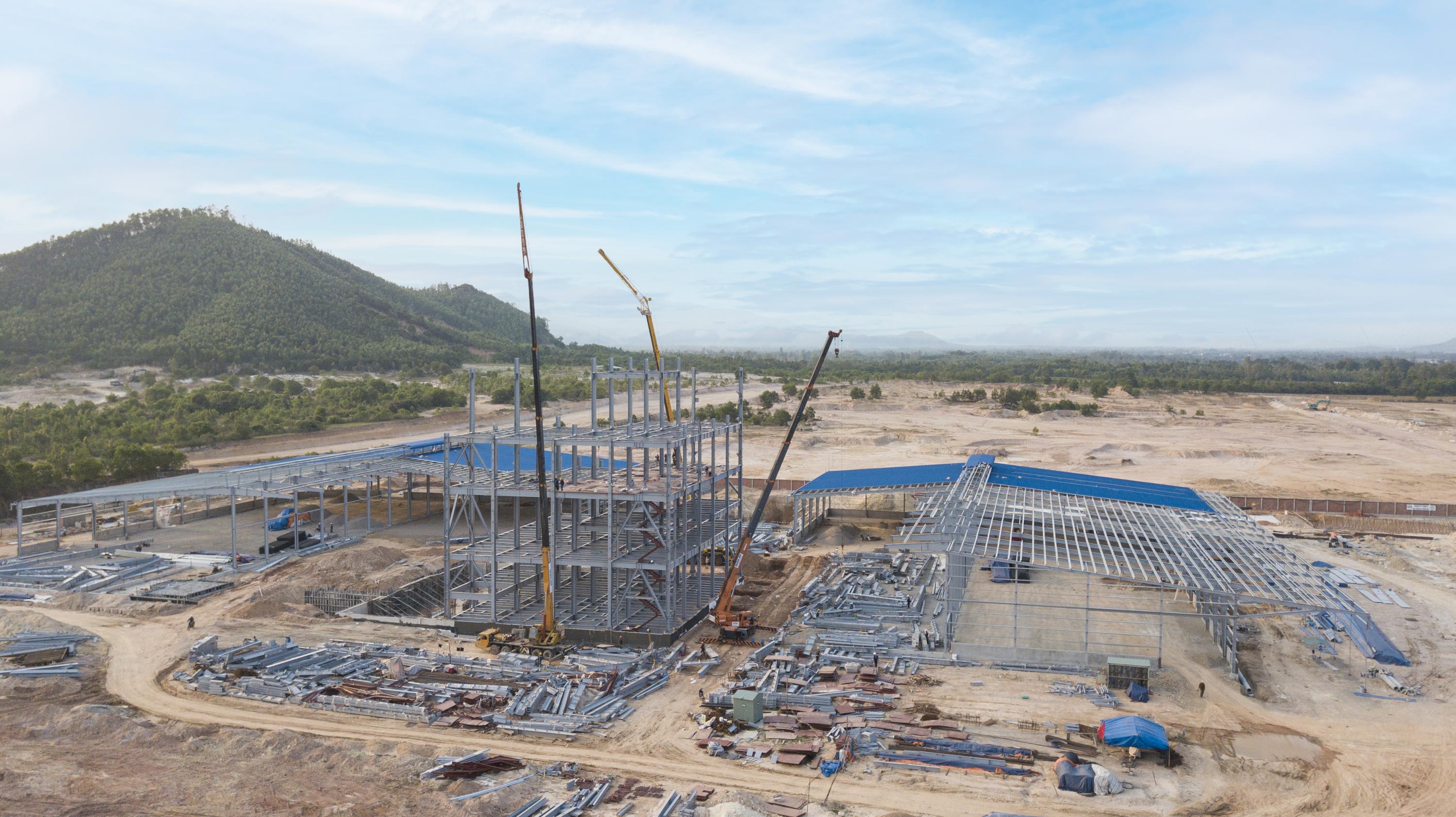 NHÀ MÁY CÁM HẢI LONG