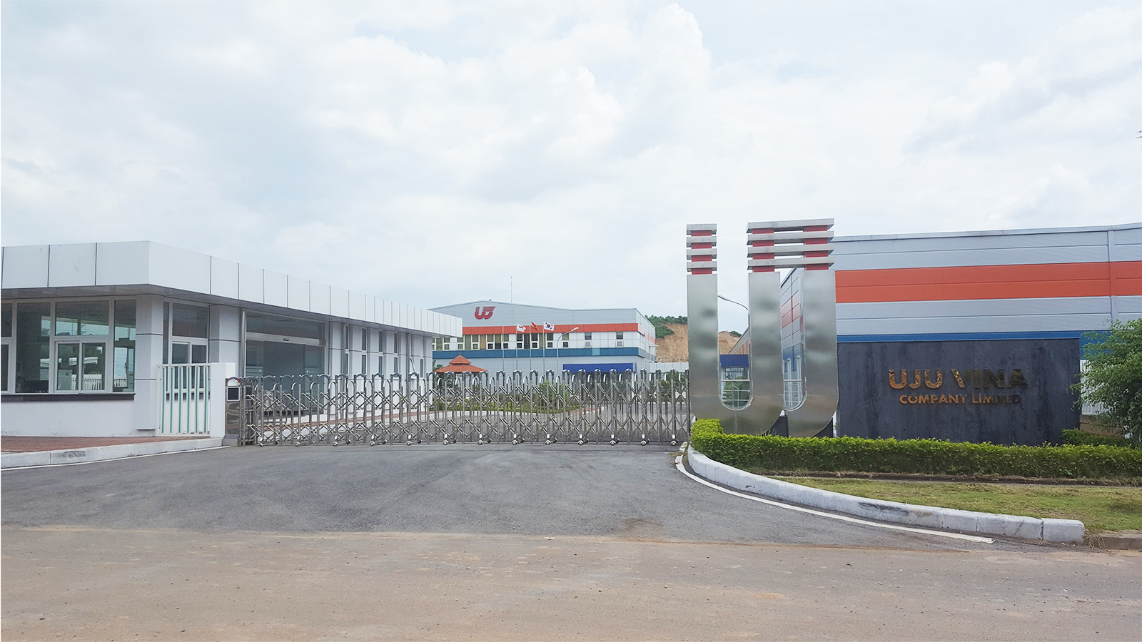 NHÀ MÁY SẢN XUẤT LINH KIỆN ĐIỆN TỬ UJU VINA 