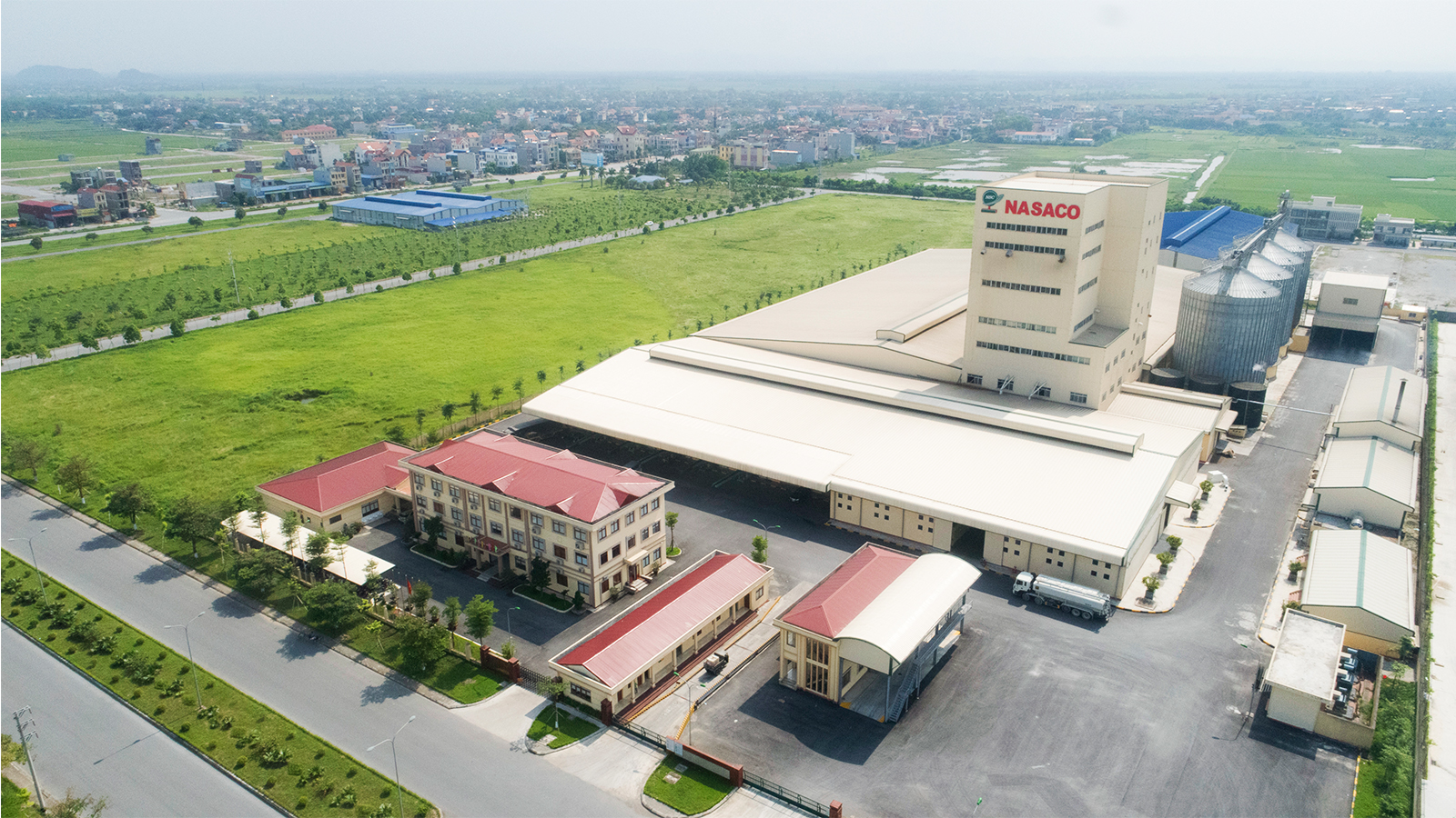 NHÀ MÁY THỨC ĂN CHĂN NUÔI CAO CẤP NASACO