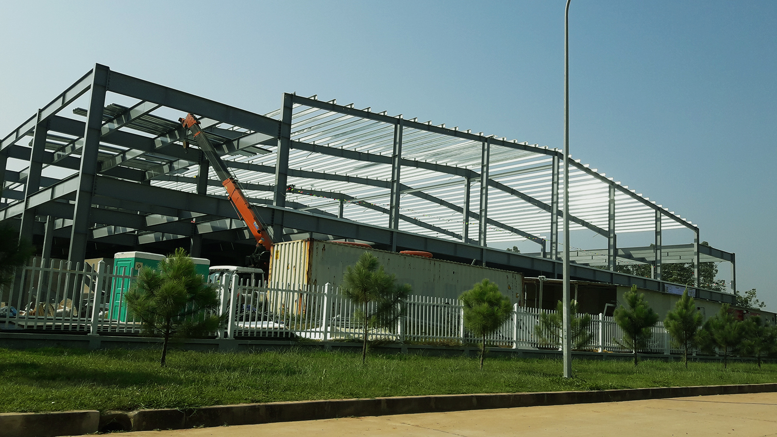 NHÀ MÁY ĐIỆN TỬ BÁN DẪN SOLUM VINA.