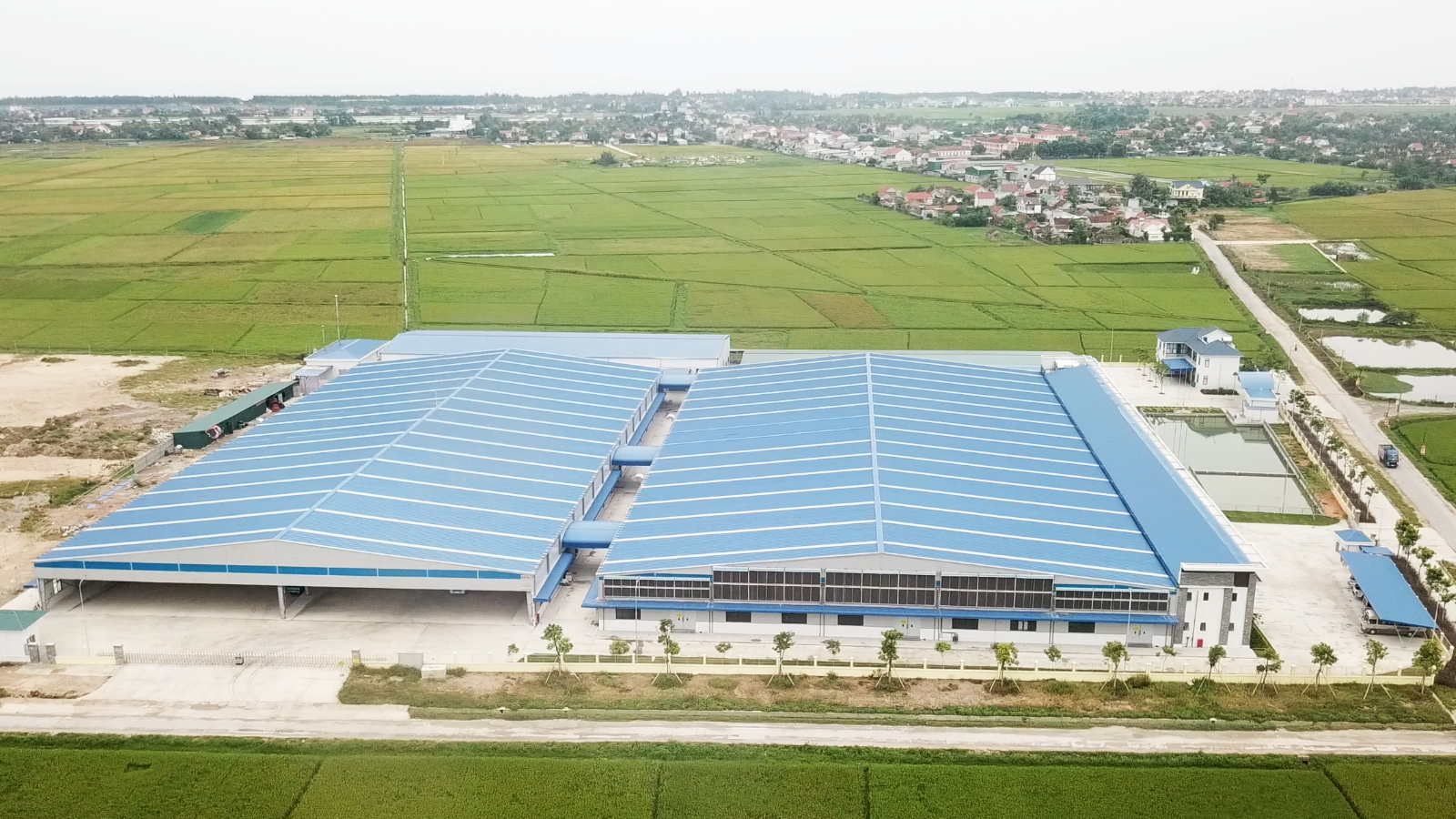 NHÀ MÁY MAY XUẤT KHẨU NAM THUẬN