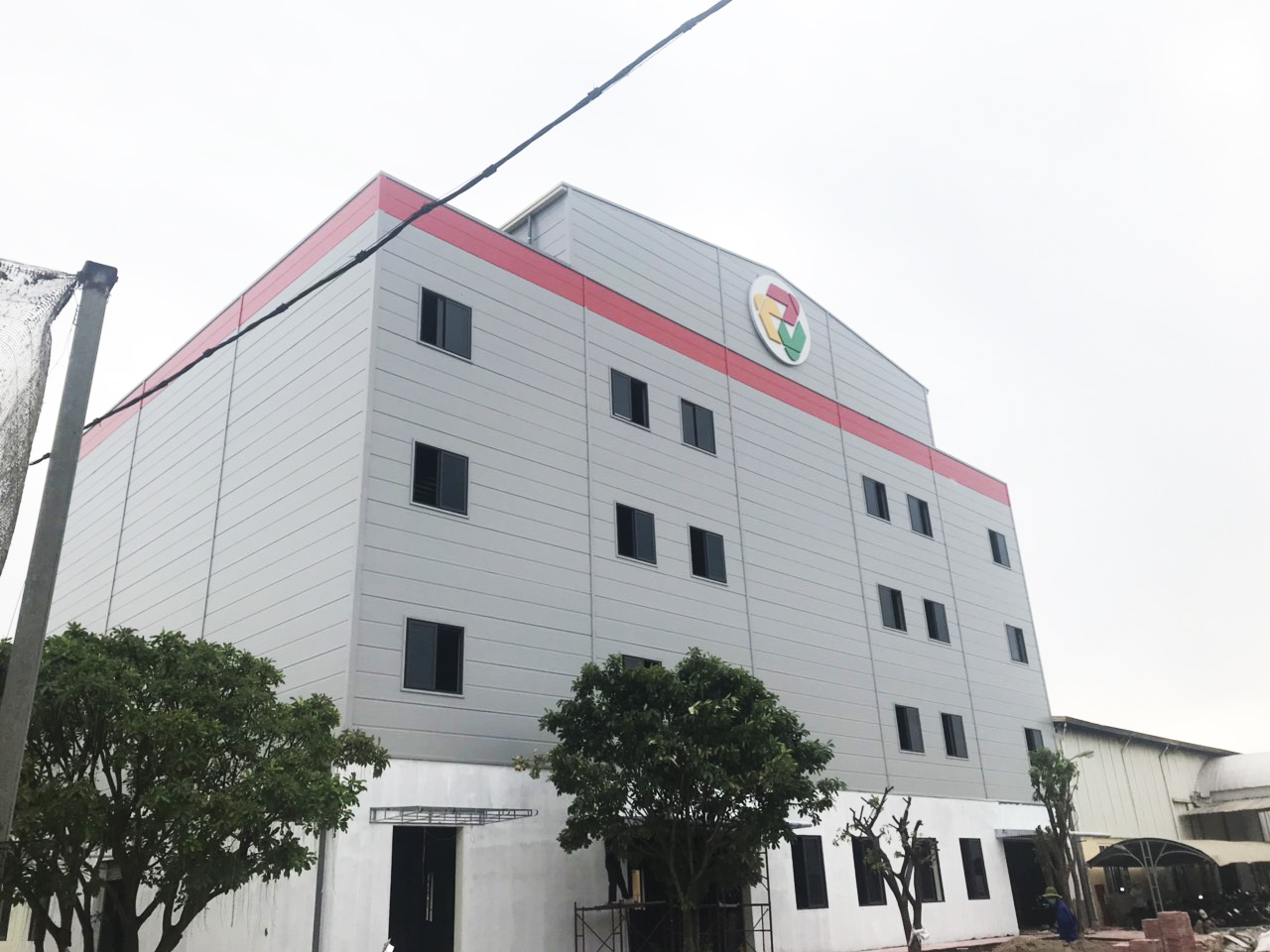 NHÀ MÁY THÀNH CÔNG