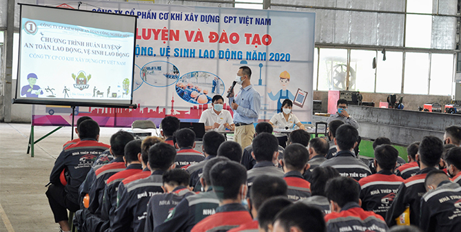 HUẤN LUYỆN AN TOÀN VỆ SINH LAO ĐỘNG TẠI NHÀ MÁY CPTSTEEL.